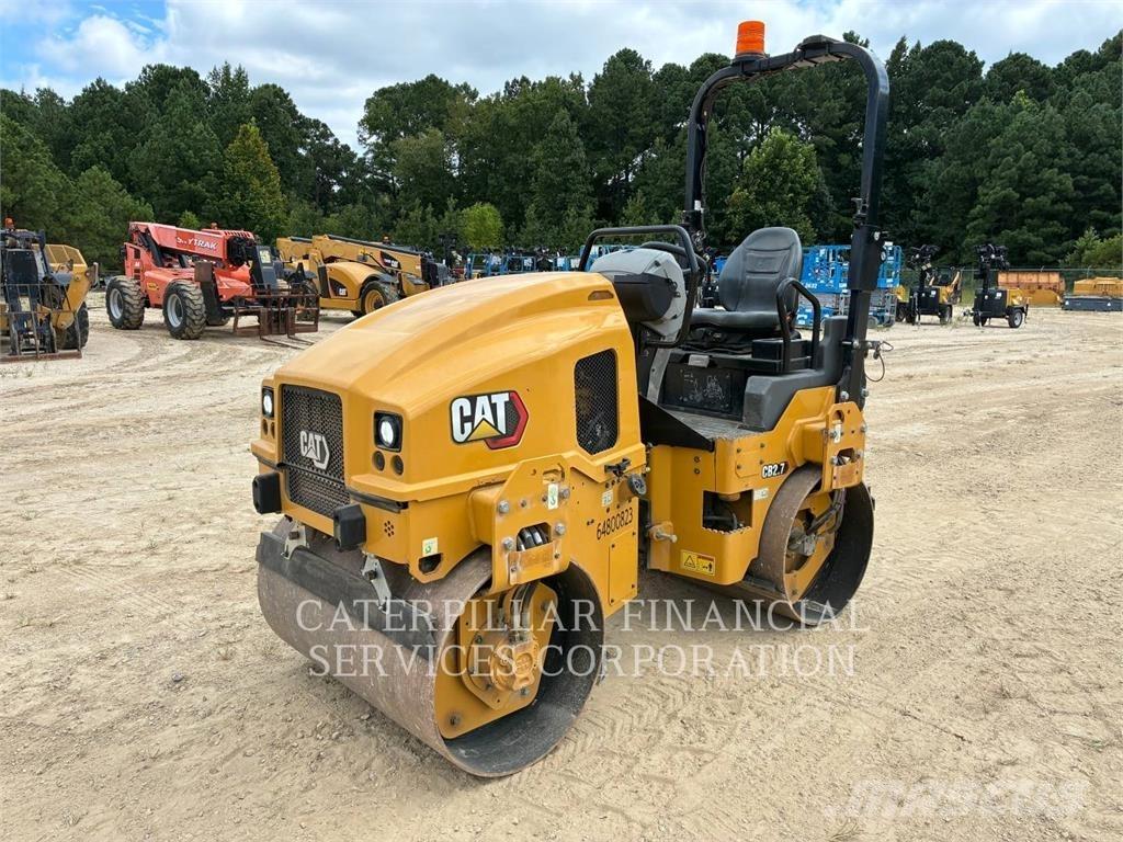 CAT CB2.703 タンデムローラ