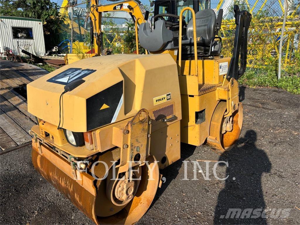 CAT CB24 タンデムローラ