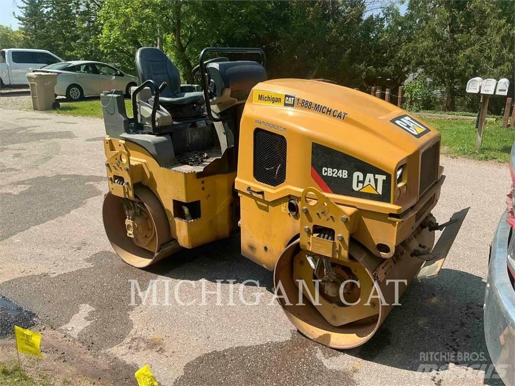 CAT CB24B 振動ローラ