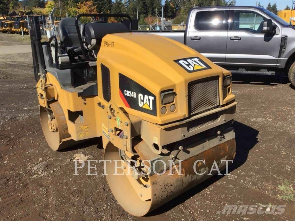 CAT CB24B タンデムローラ