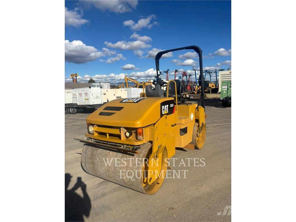 CAT CB34 タンデムローラ