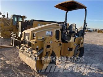 CAT CB4.0 タンデムローラ