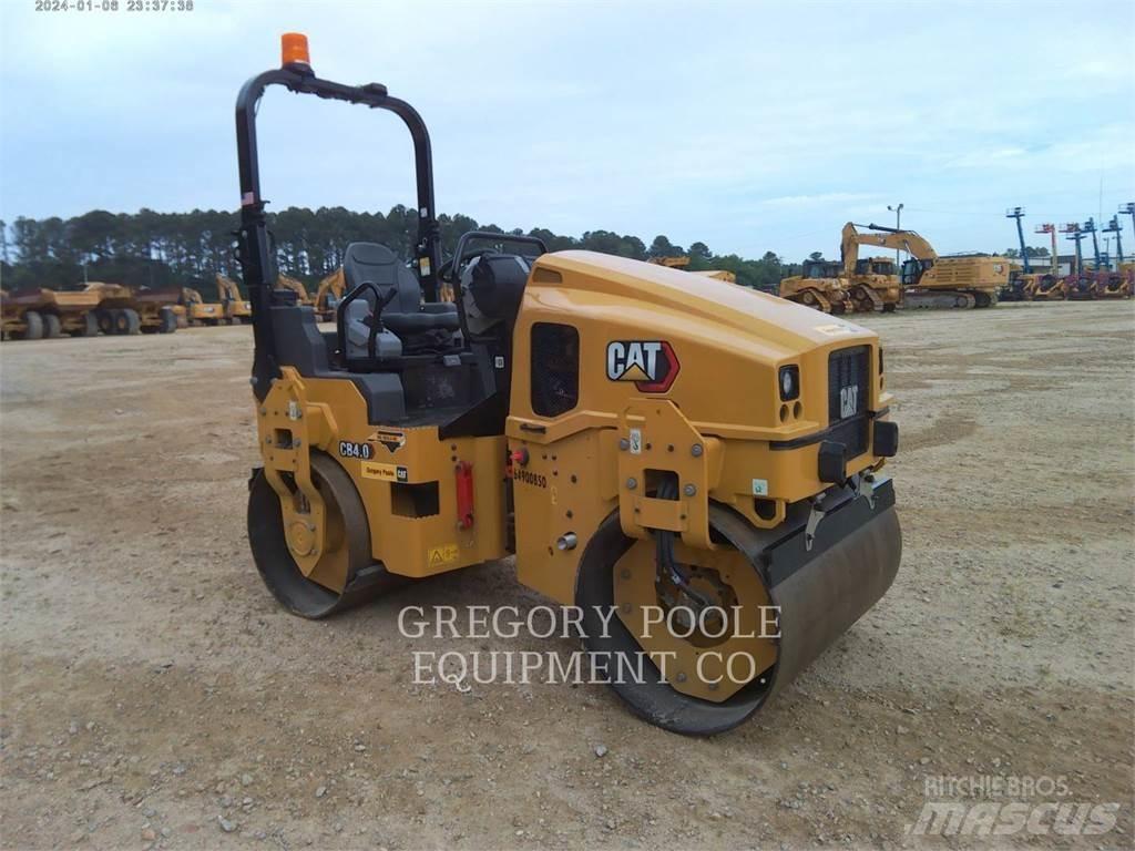 CAT CB4.0-03 タンデムローラ