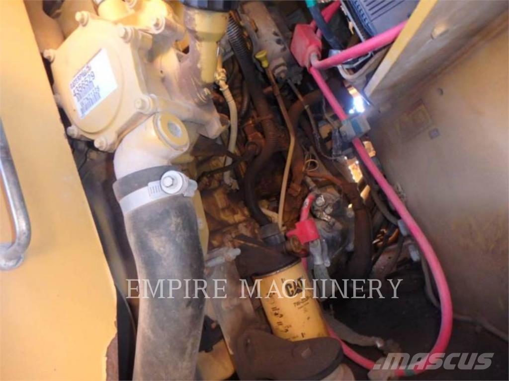 CAT CB66B タンデムローラ