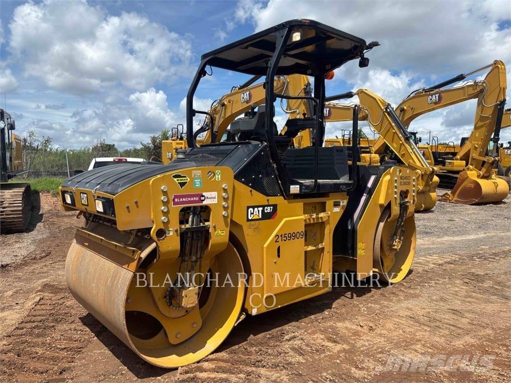 CAT CB7 タンデムローラ