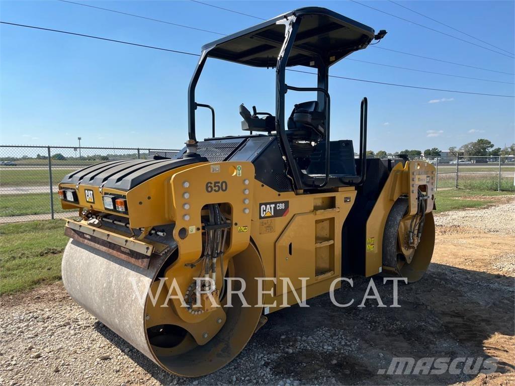 CAT CB8 ソイルコンパクター