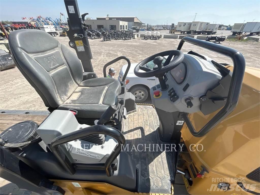 CAT CC2.7 GC コンバインドローラ