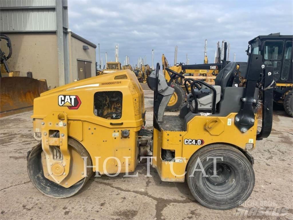 CAT CC4.0 タイヤ式ブルドーザ