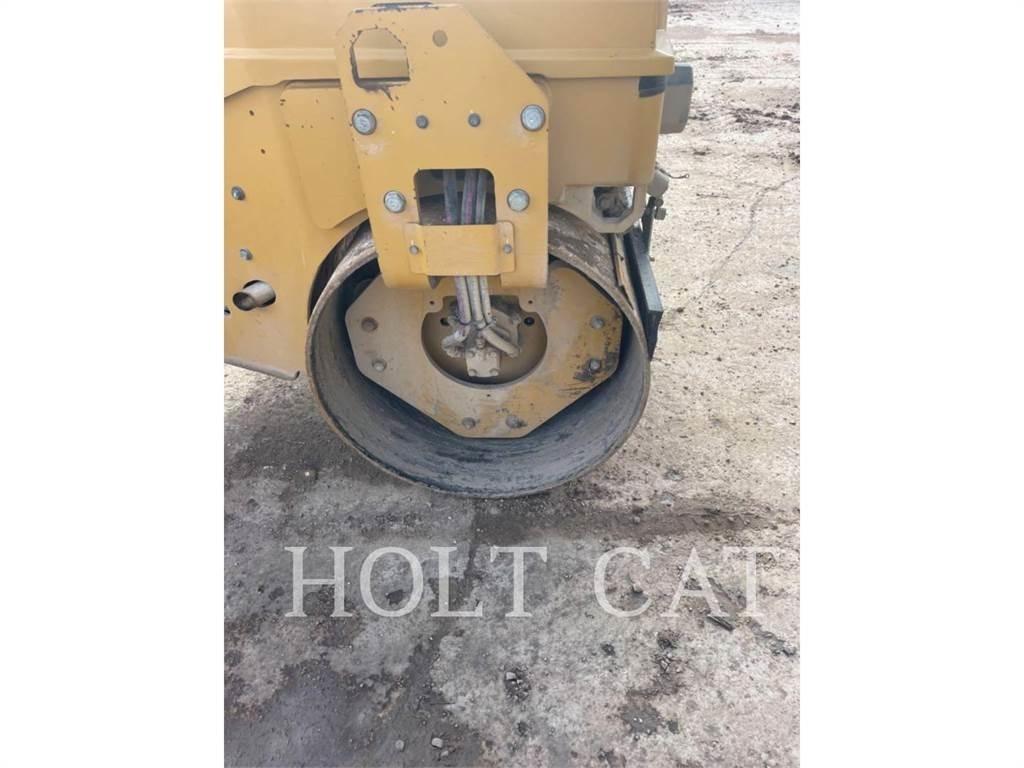 CAT CC4.0 タイヤ式ブルドーザ
