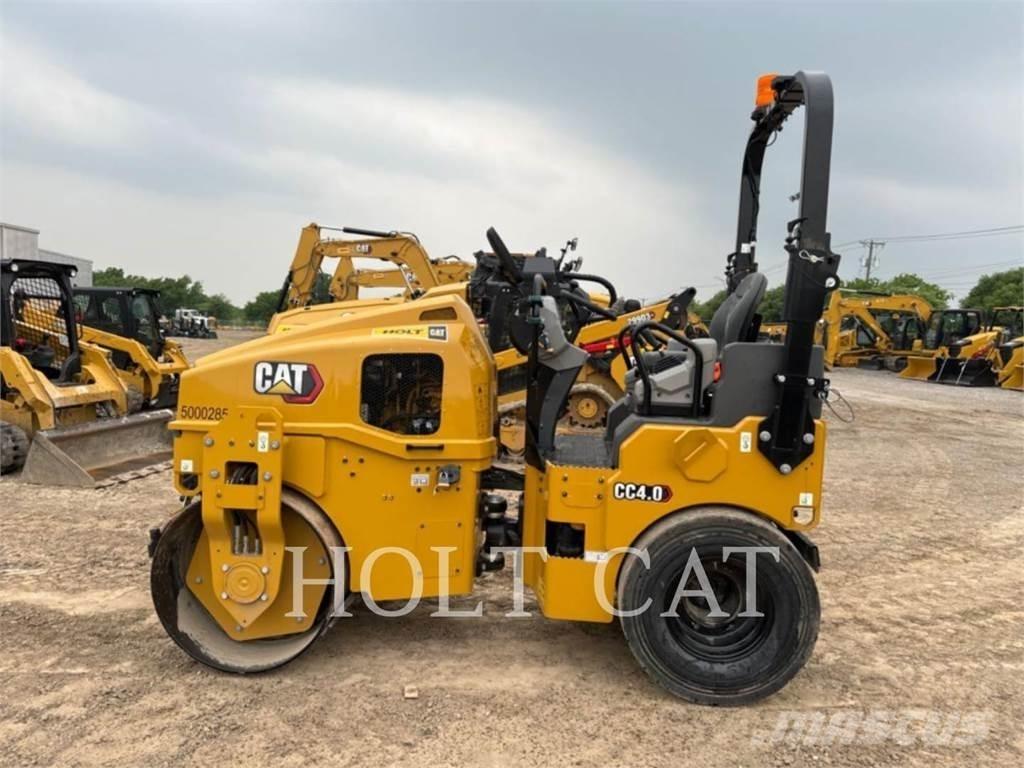 CAT CC4.0 タイヤ式ブルドーザ