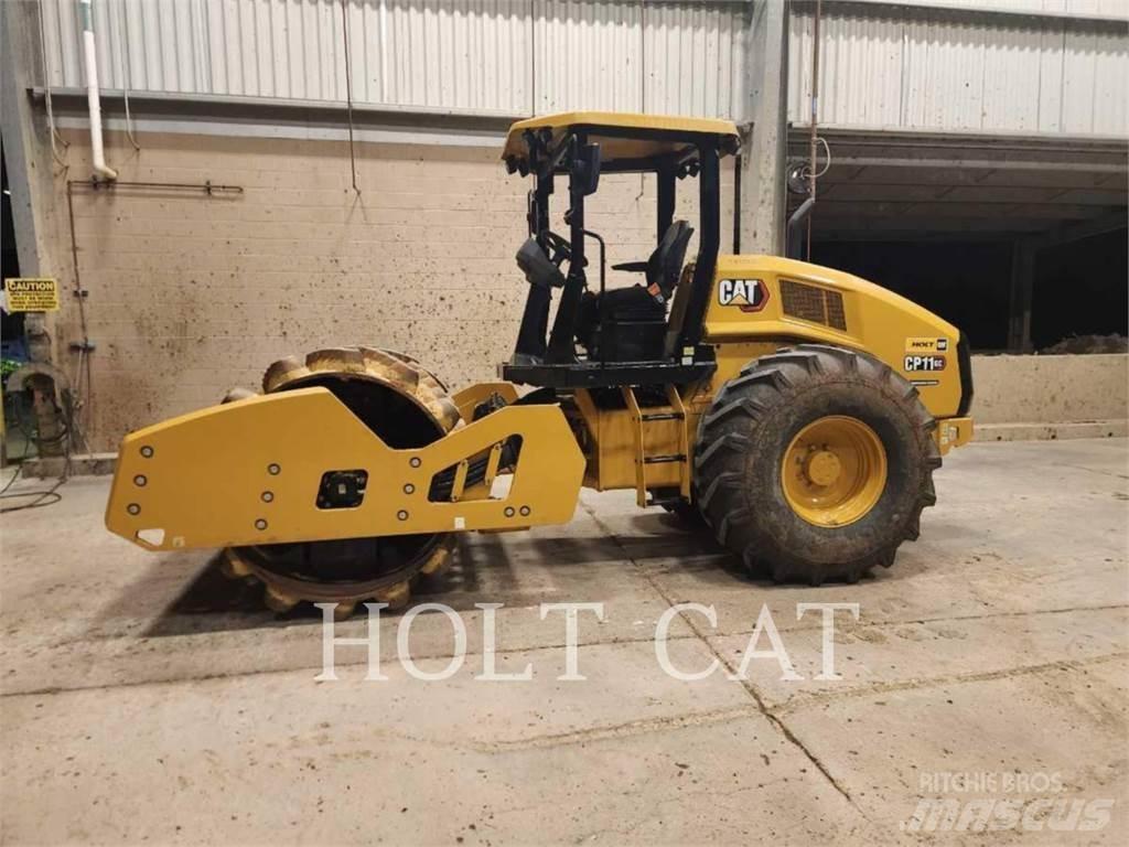 CAT CP11GC 振動ローラ
