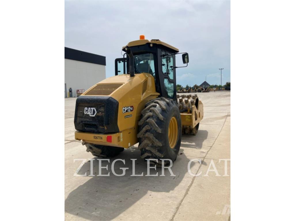 CAT CP12GC ソイルコンパクター