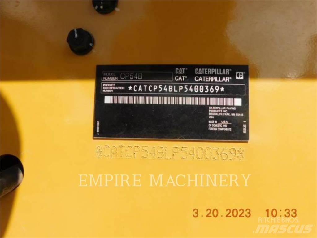 CAT CP54B 振動ローラ