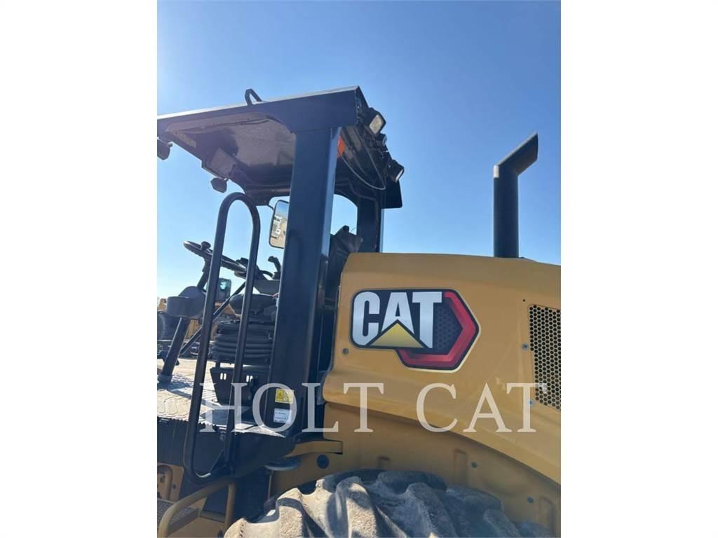 CAT CP56B ソイルコンパクター