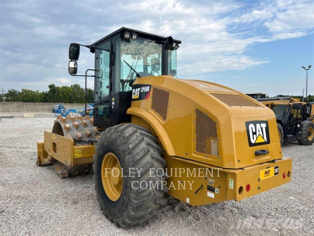 CAT CP56B ソイルコンパクター