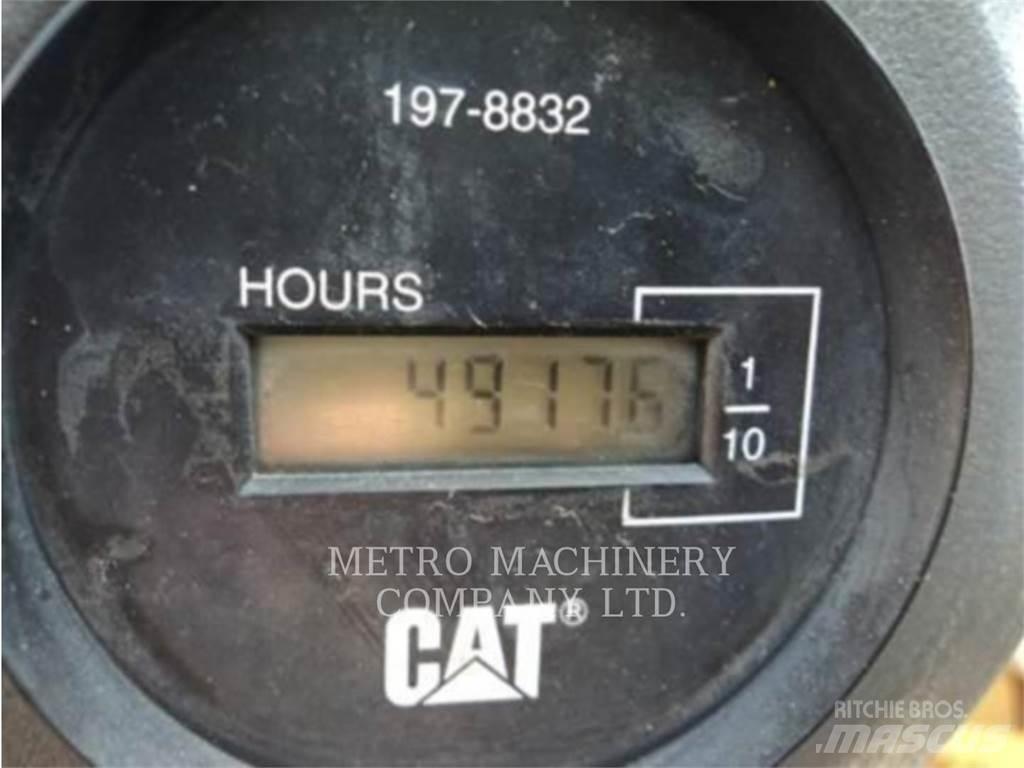 CAT CS-533E 振動ローラ