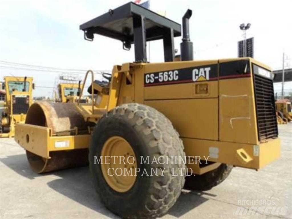 CAT CS-563CAW 振動ローラ