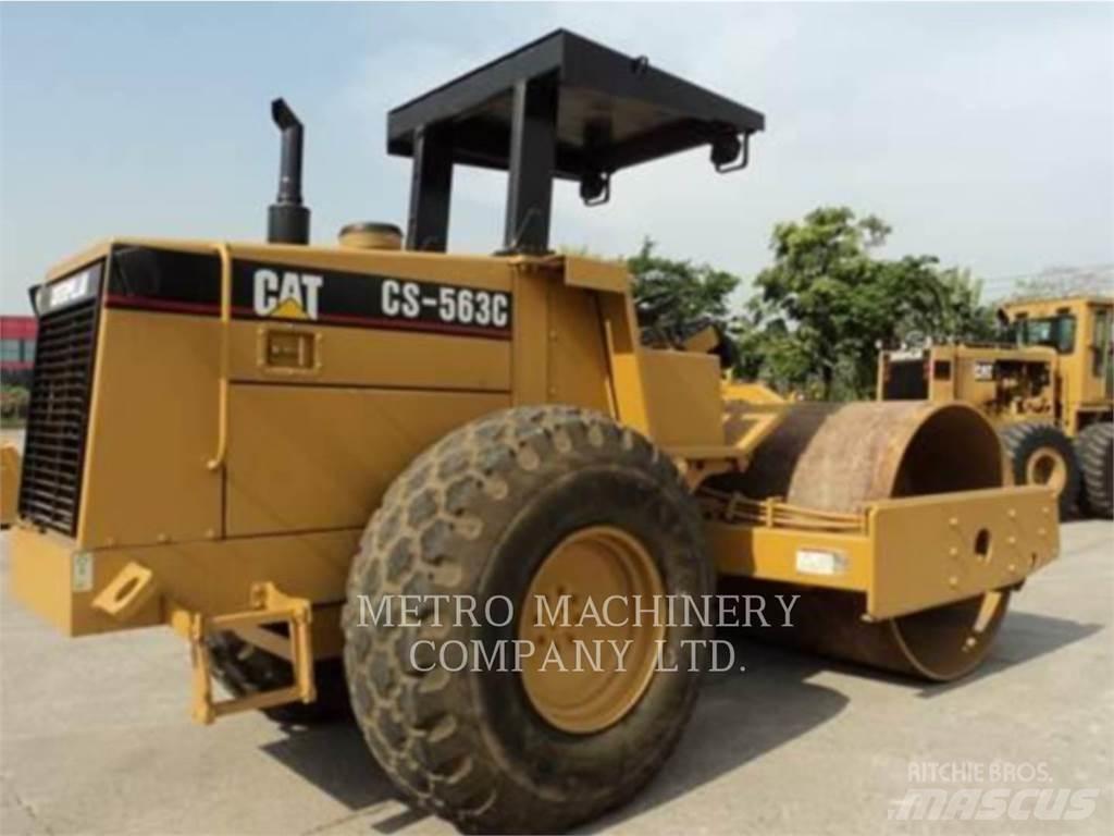 CAT CS-563CAW 振動ローラ