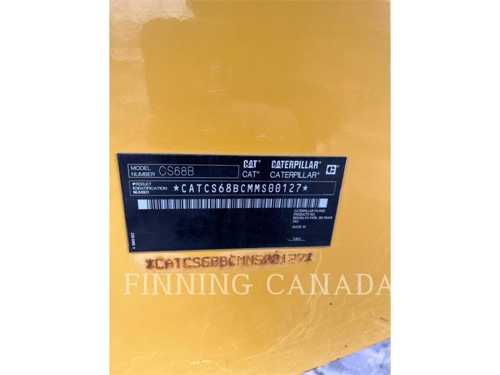 CAT CS-68B ソイルコンパクター