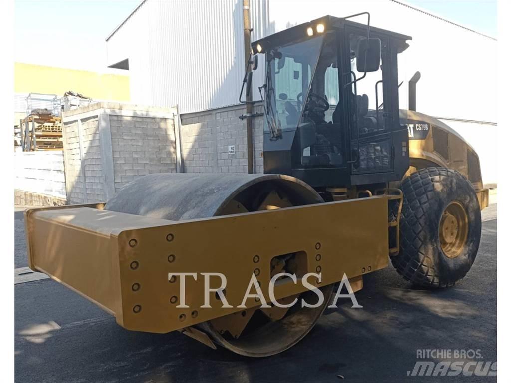 CAT CS 79 B 振動ローラ