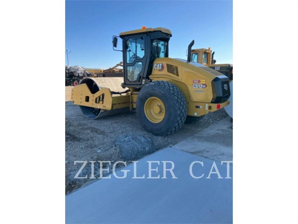 CAT CS12GC ソイルコンパクター