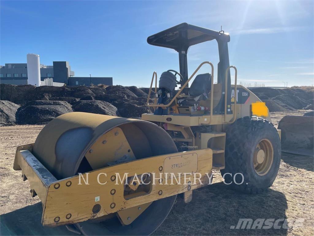 CAT CS54 アスファルトフィニッシャ