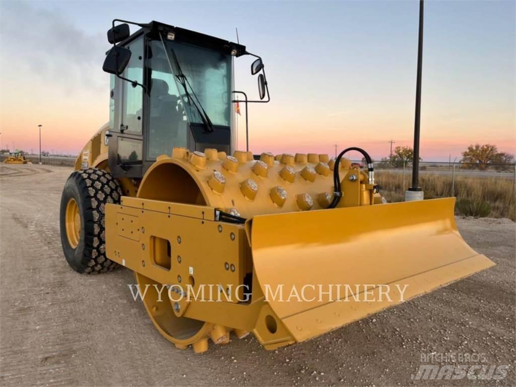 CAT CS56 アスファルトスプレヤ