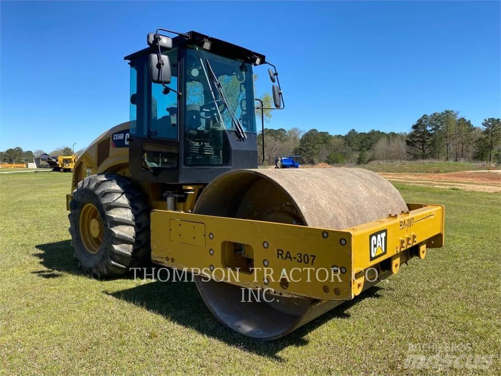CAT CS56B 振動ローラ