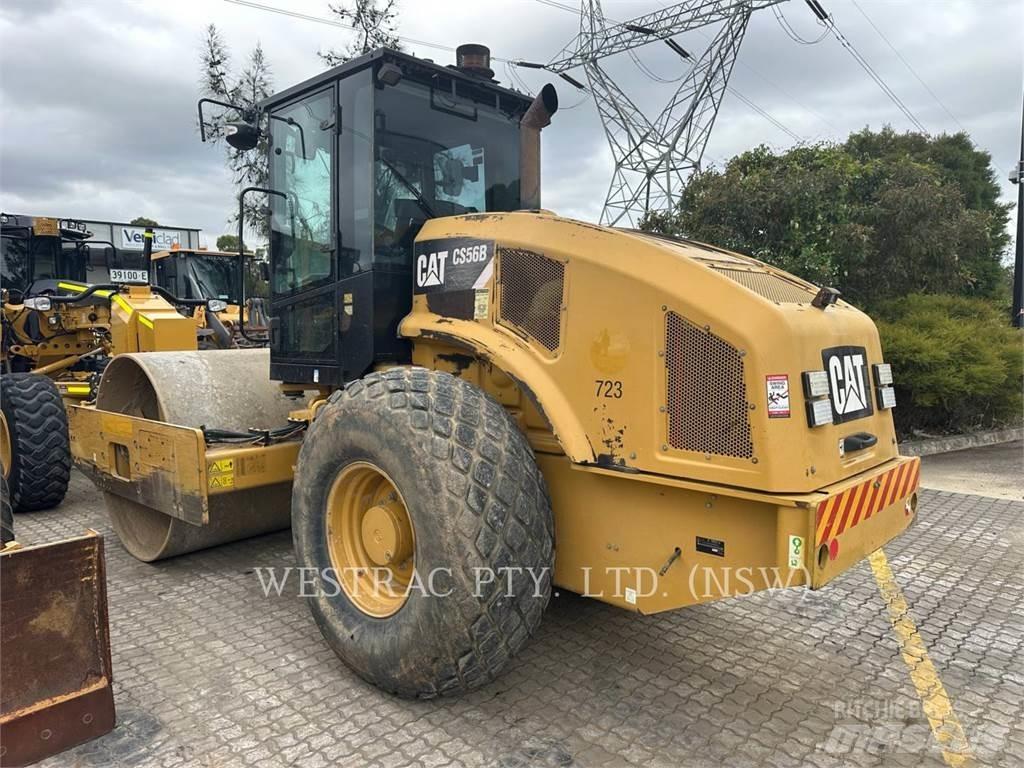 CAT CS56B 振動ローラ