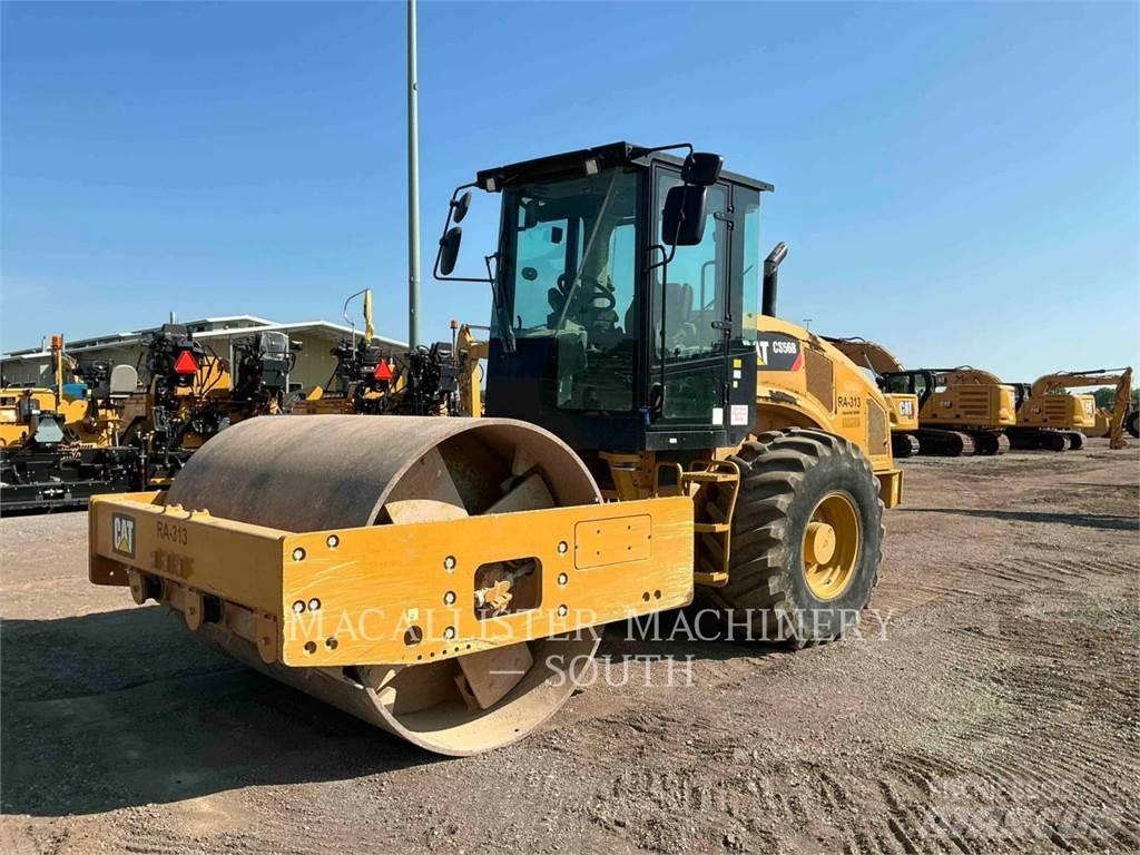 CAT CS56B 振動ローラ