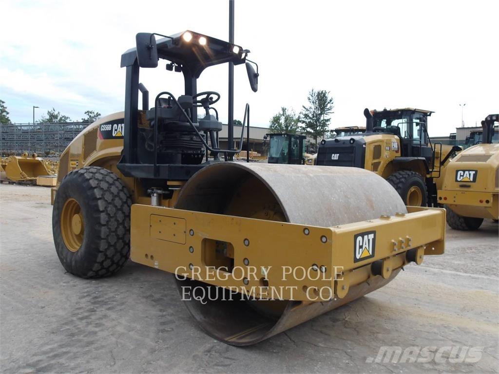 CAT CS56B 振動ローラ