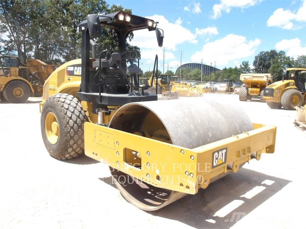 CAT CS56B 振動ローラ