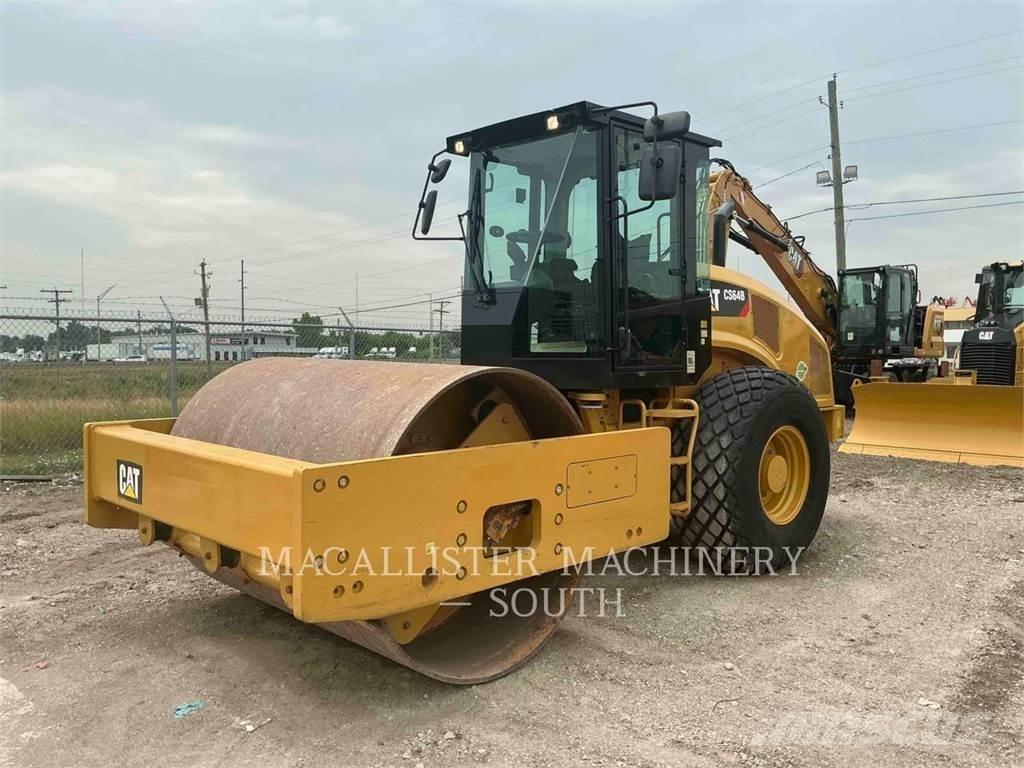 CAT CS64B 振動ローラ