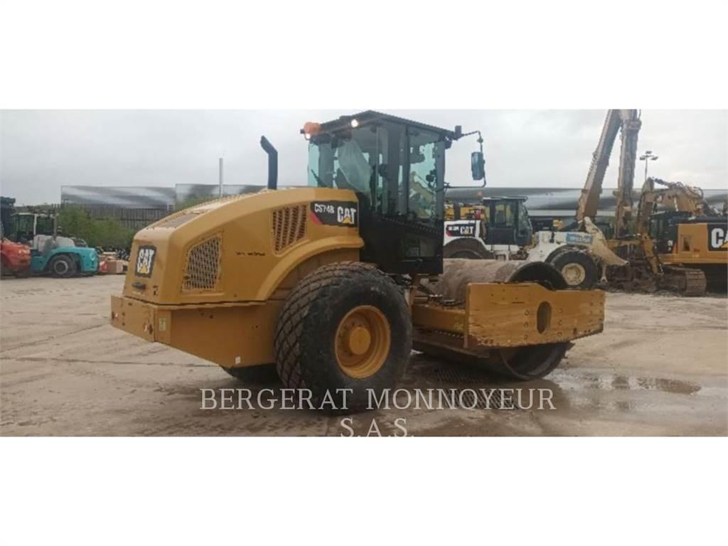 CAT CS74B 4F ソイルコンパクター