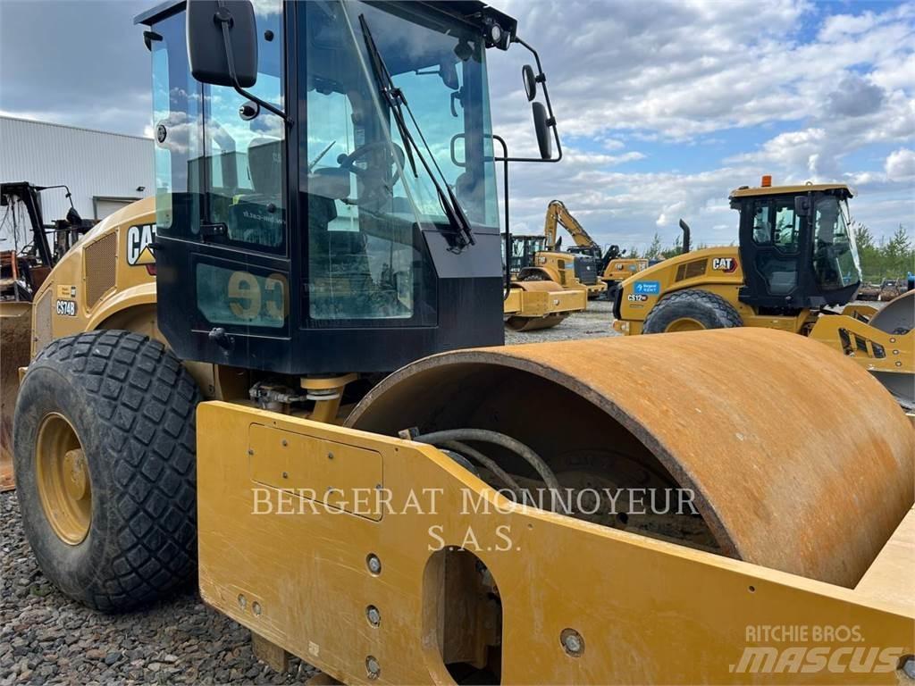 CAT CS74B 4F ソイルコンパクター