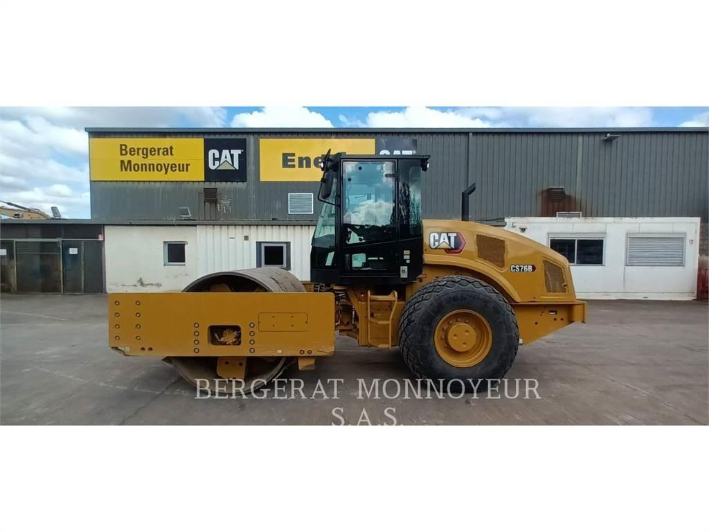CAT CS76B 4F ソイルコンパクター