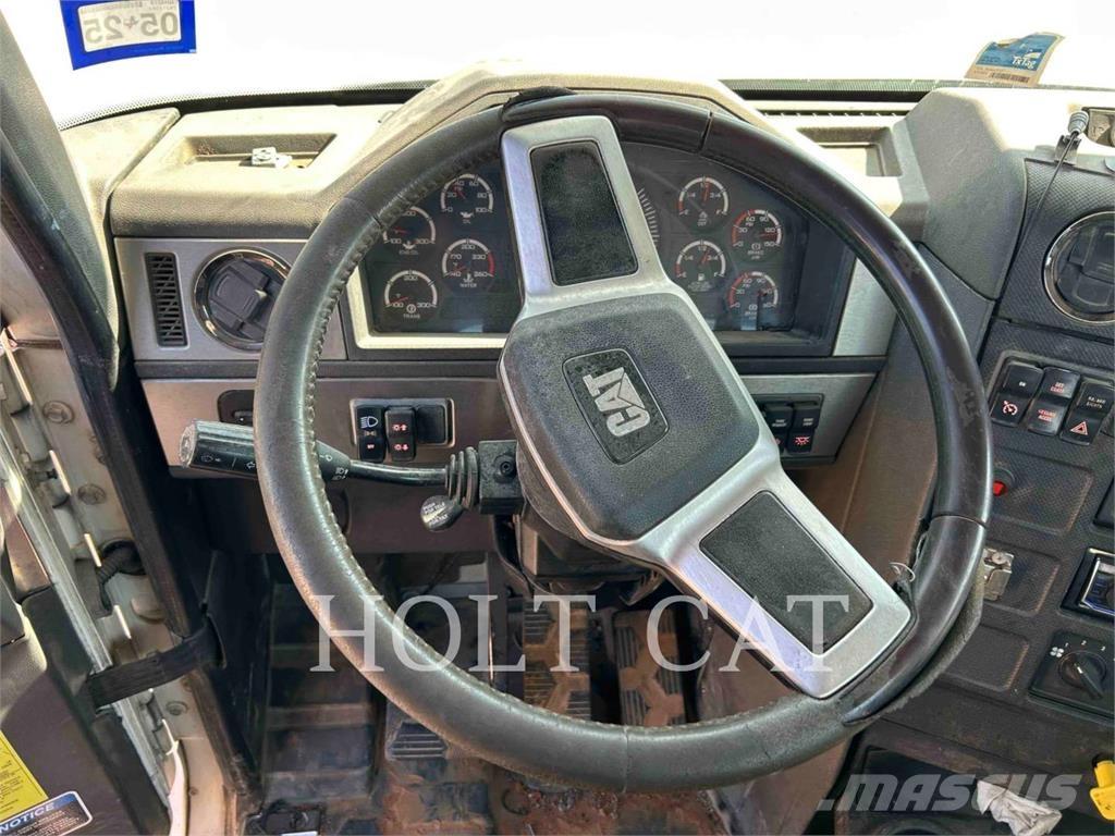 CAT CT660S その他トラック