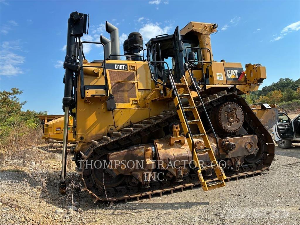 CAT D 10 T 2 ブルドーザー