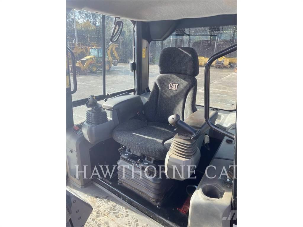 CAT D 6 K XL ブルドーザー