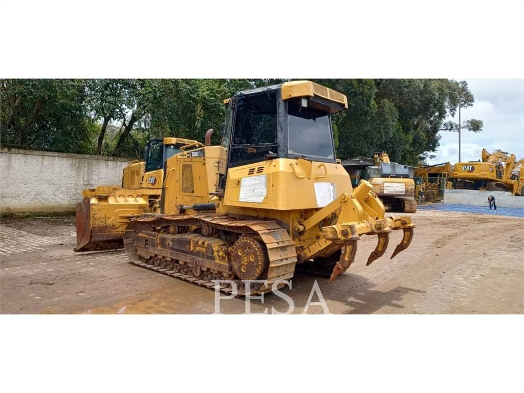 CAT D 6 K2 ブルドーザー