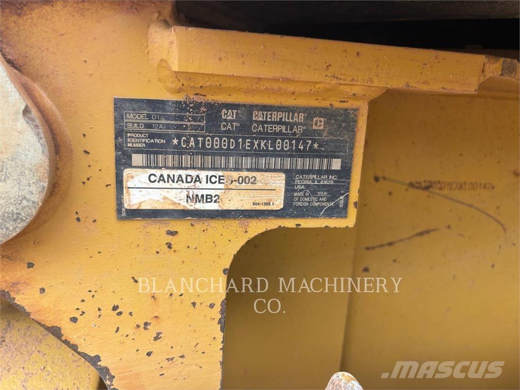 CAT D1 LGP ブルドーザー