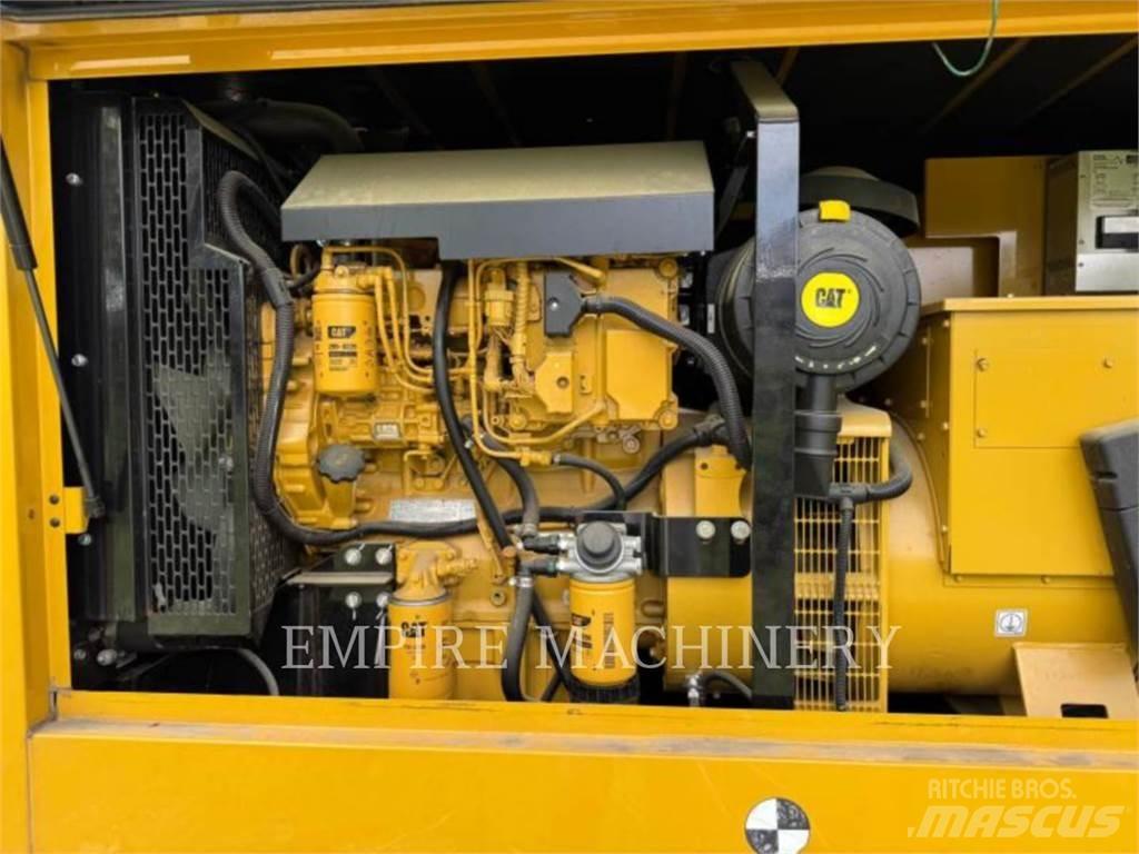 CAT D100 ディーゼル発電機