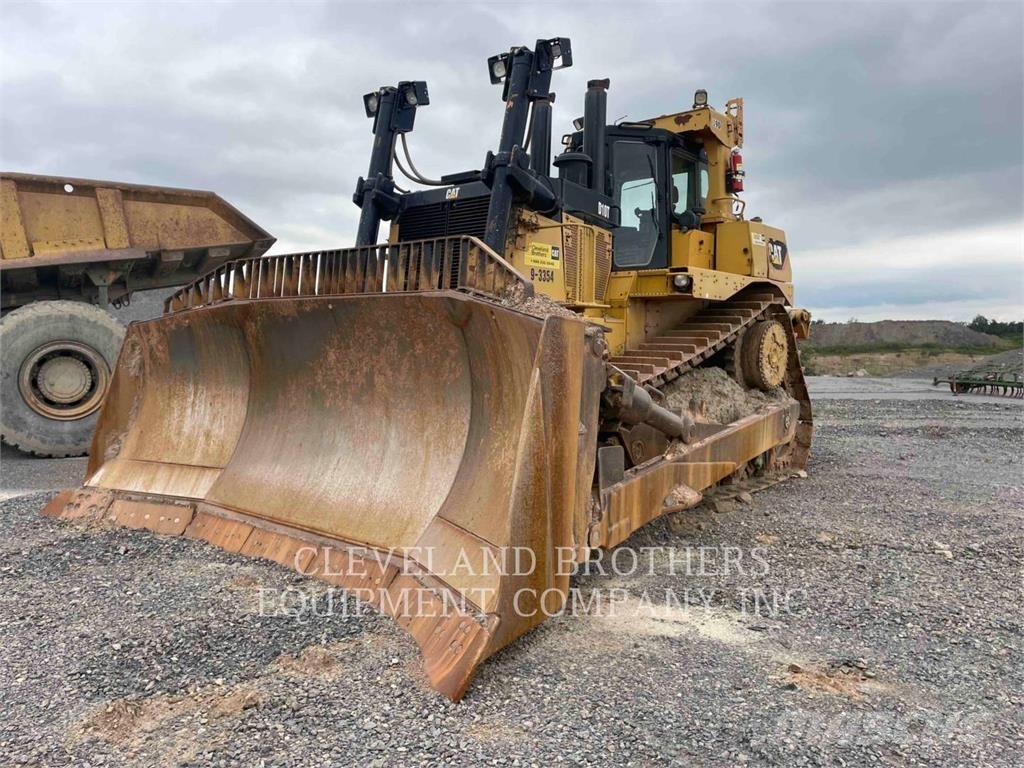 CAT D10T ブルドーザー