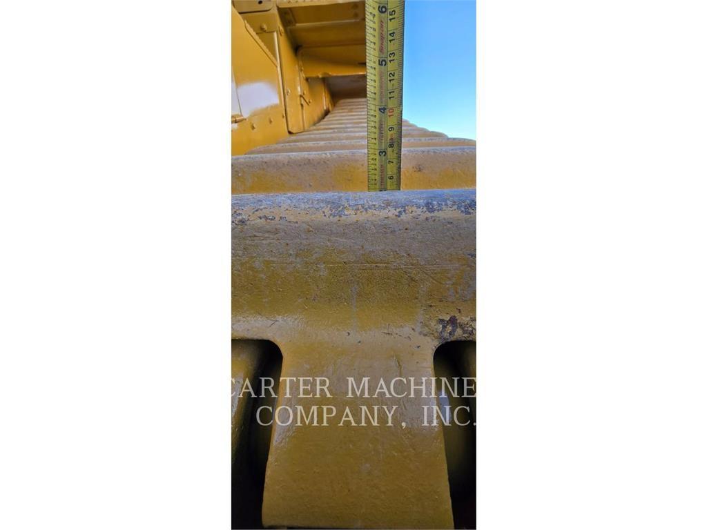 CAT D10T ブルドーザー