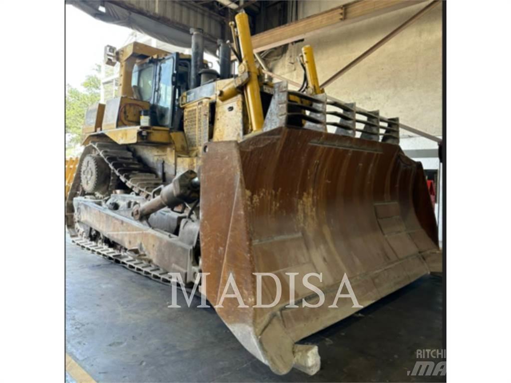 CAT D10T ブルドーザー