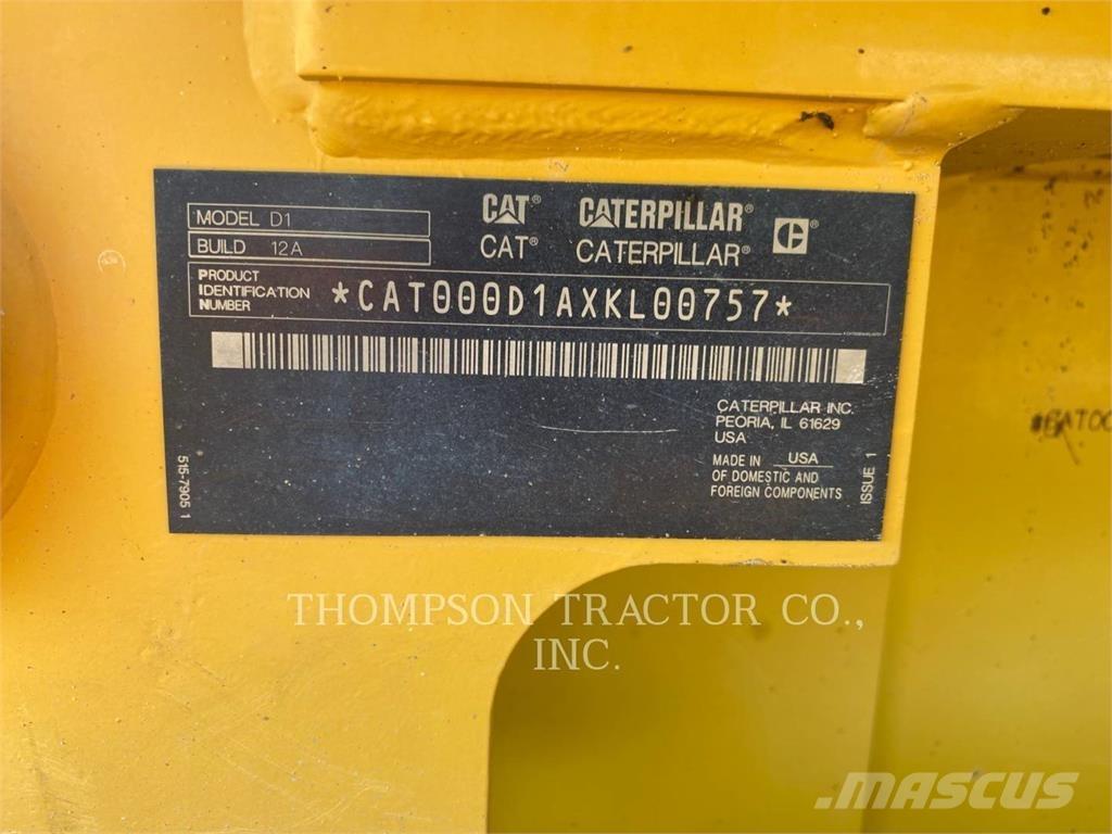 CAT D1LGP ブルドーザー