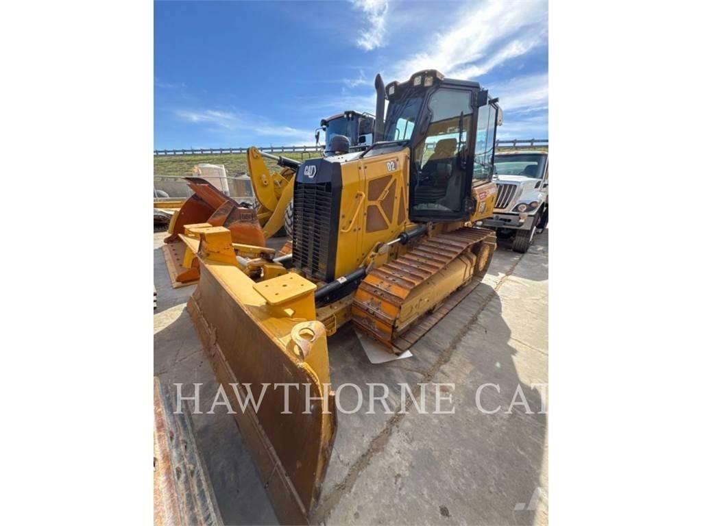CAT D2 ブルドーザー