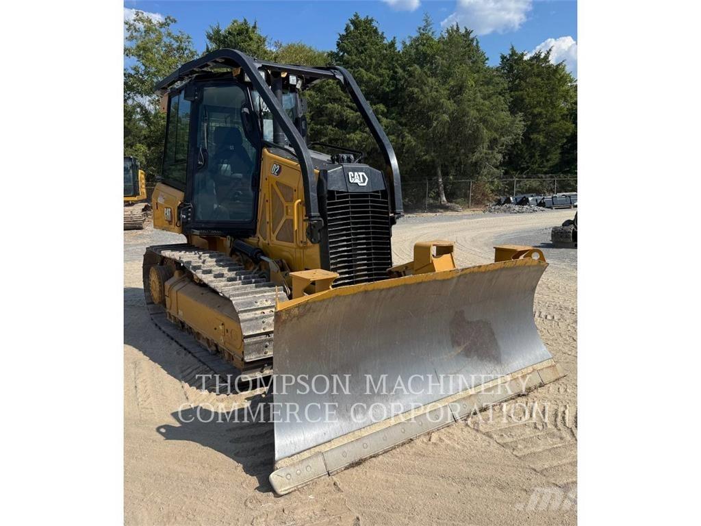 CAT D2-12 ブルドーザー