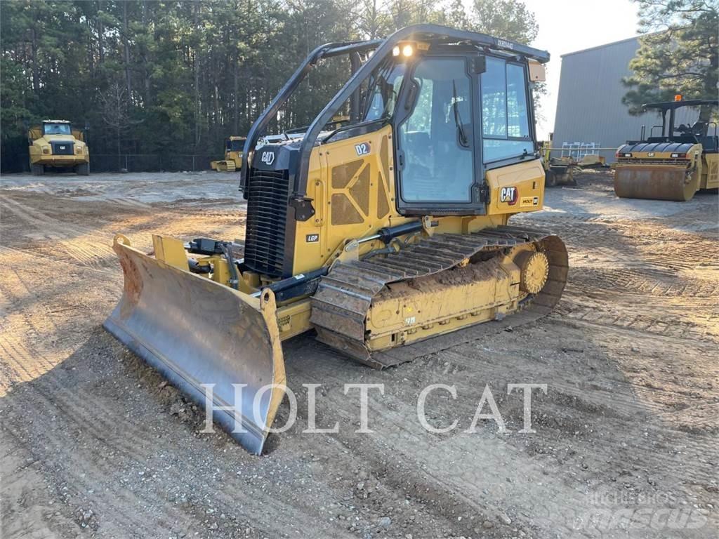 CAT D2-12LGP ブルドーザー