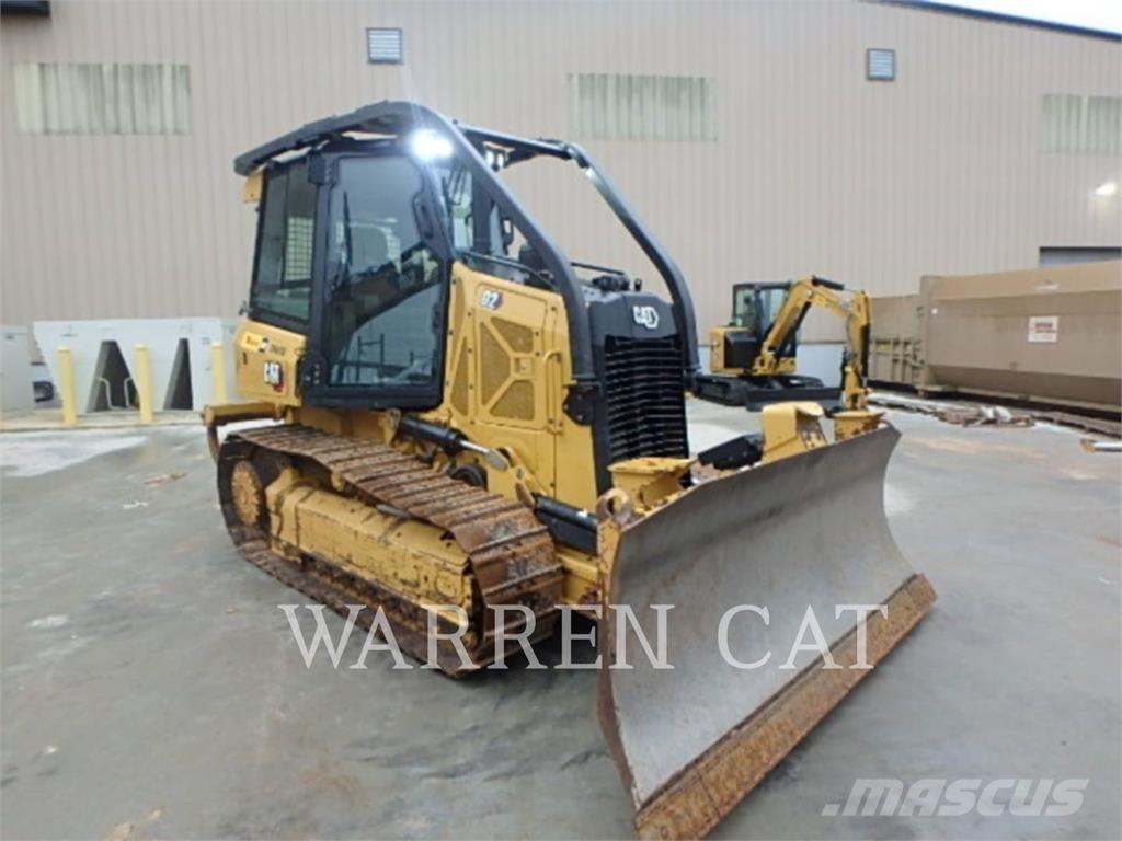 CAT D2 ARO ブルドーザー